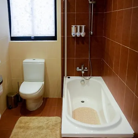 Modern And Homely In Apartamento