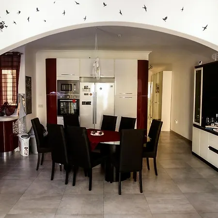 Modern And Homely In