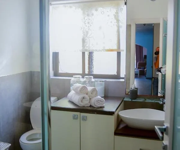 דירה Modern And Homely In מרססקלה